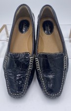 Clarks Artisan Women's Black Patent Leather Driving Loafer Size 6M Slip On 6 M