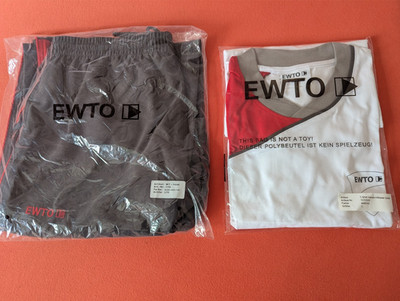 EWTO Wing Tsun Kleidung hoherer Grad