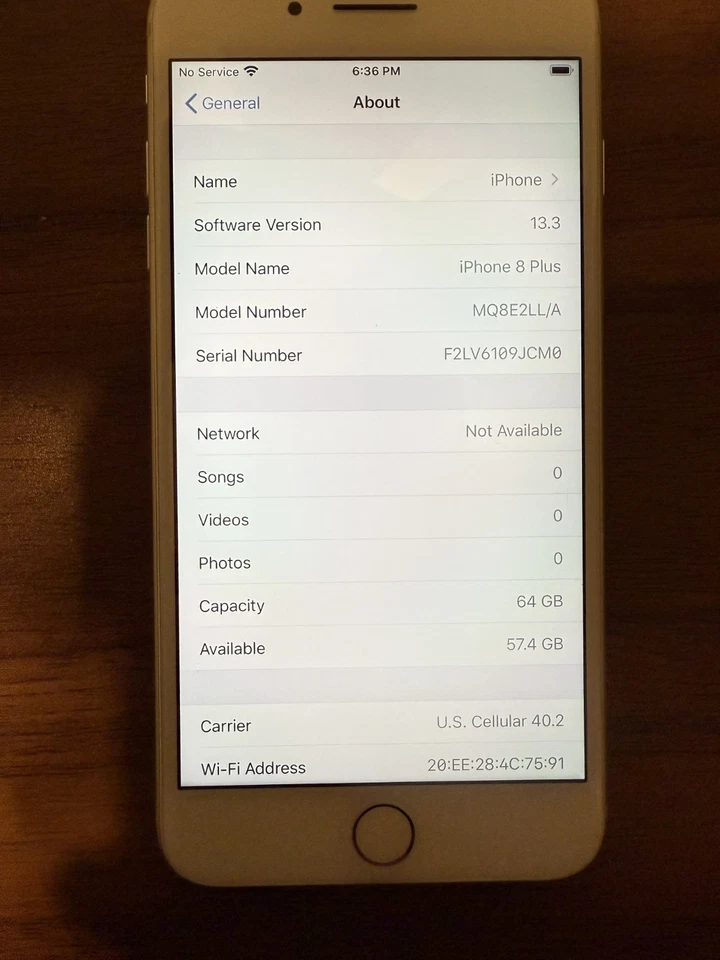 Apple iPhone 8 Plus - 64GB - Weiß - Gebraucht Guter Zustand - Bild 2 von 4