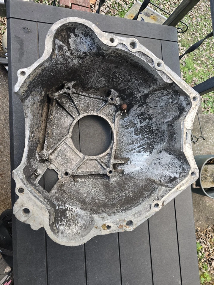 BOP Bellhousing 1249599 442 Cutlass GTO Firebird Buick Oldsmobile Pontiac Muncie Foto 2 de 4