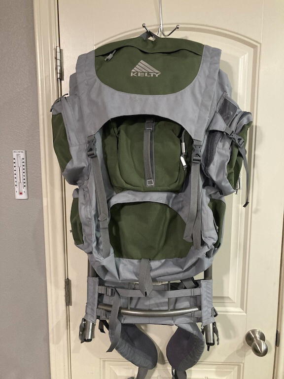 Kelty Yukon Reg 2900 Backpack External Frame Green Grey Ripstop Hiking