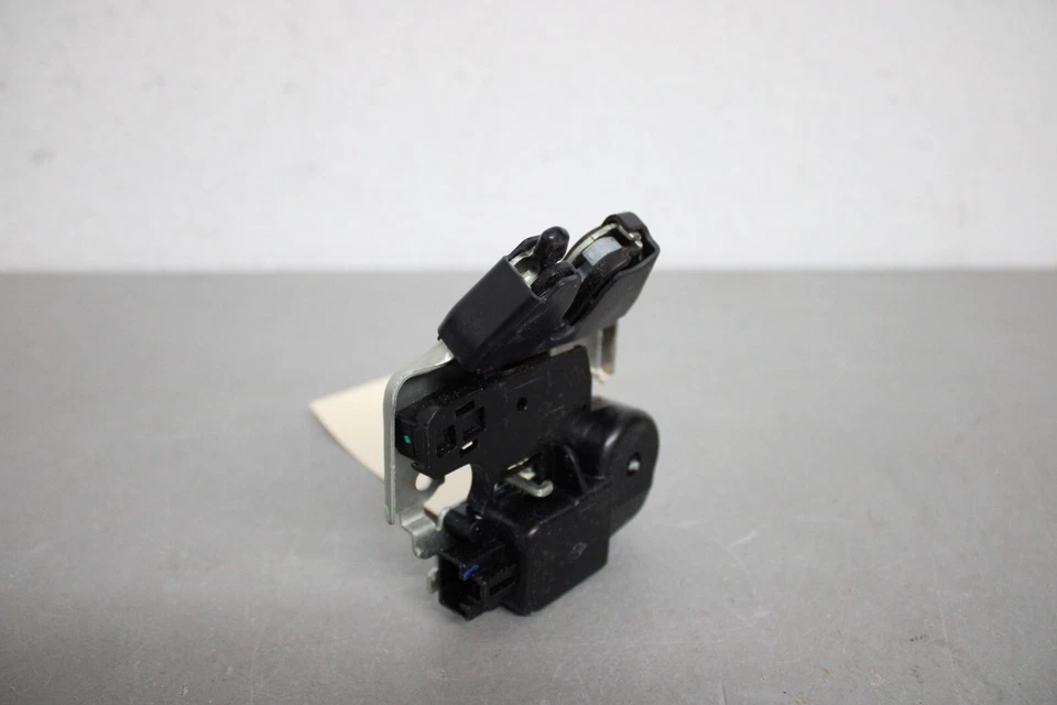 2013 2014 2015 2016 2017 2018 2019 NISSAN ALTIMA MAXIMA TRAVA TAMPA TRASEIRA DO PORTA-MALAS - Imagem 2 de 4