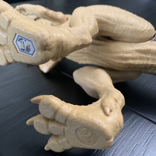 Jurassic World Mattel Dino Escape Mega Destroyers Carcharodontosaurus Dinosaurier - Bild 9 von 11