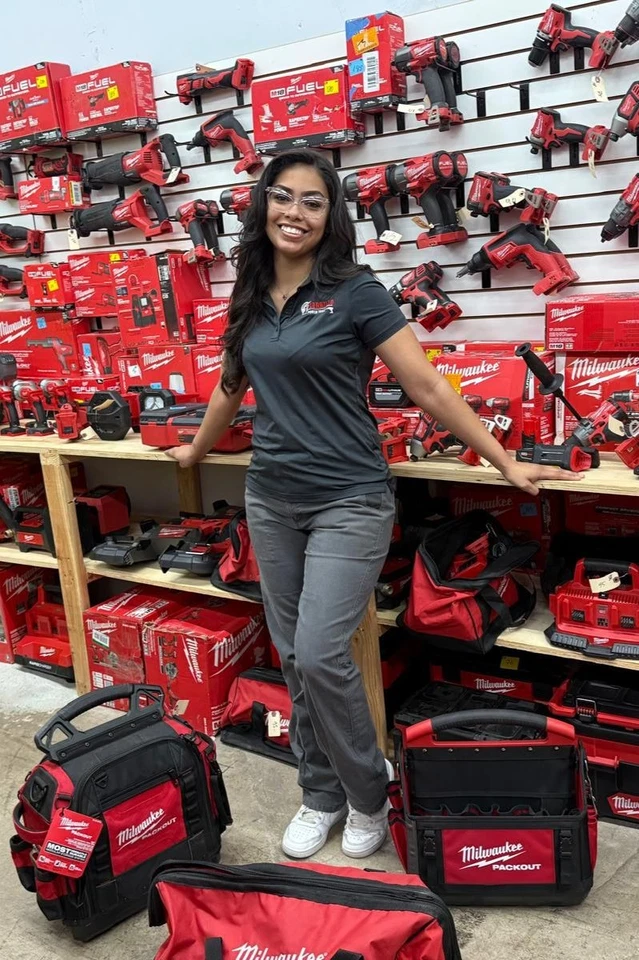 Milwaukee Power Tools