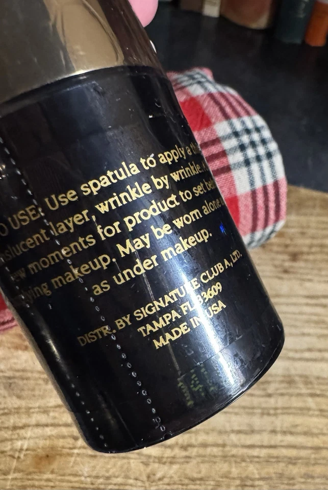 Signature Club A Wrinkle Filament FiberFill & Firm  .7oz/ 20g New Sealed  - Image 3 of 4