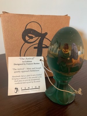 Fenton Hand Painted Christmas Egg, Birth of a Savior Series ''The Arrival'' 1st Ed