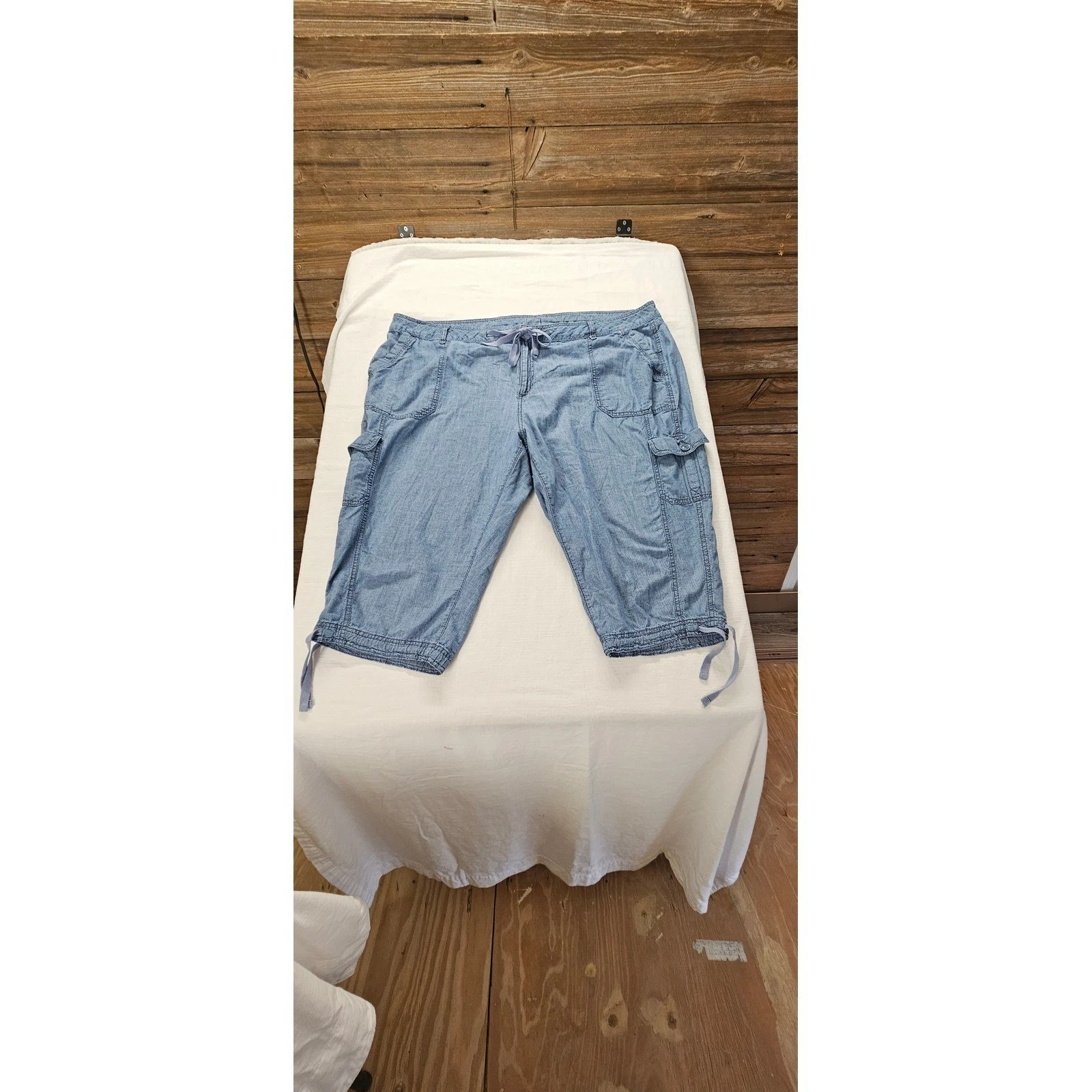 St Johns Bay Womens Blue Cotton Cargo Capri Pants Drawstring Waist Size 24W
