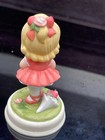 Vintage 1987 Avon Joan Walsh Anglund "Magic Slippers" Handpainted Porcelain Figu — photo 4