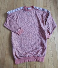 Women  s Adidas Oversized Sweatshirt XL Pink Leopard Print Pullover