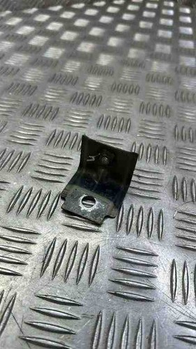 VW PASSAT B7 ALLTRACK 365 Kotflügelhalter vorne links 3G0809471 1.40 31831621