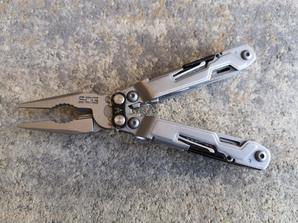 Sog PowerPint Multitool with sheath - Bild 4 von 4