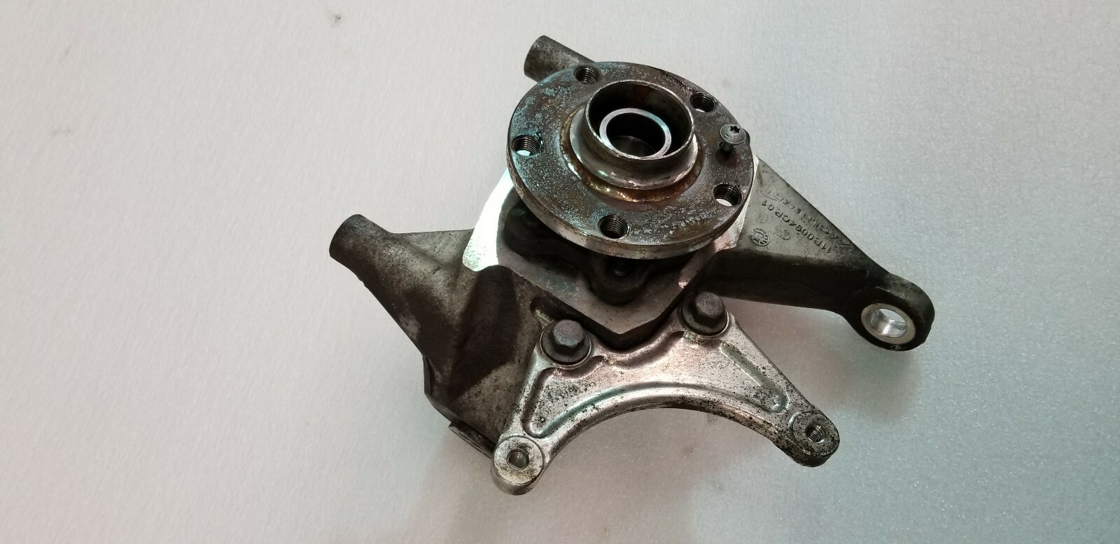 MCLAREN 570S 650S MP4-12C REAR RIGHT WHEEL HUB SPINDLE OEM 11B0094CP 11B0520CP