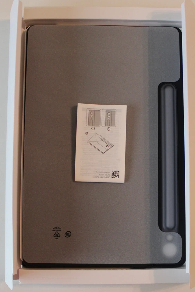 Samsung Smart Book Cover Galaxy Tab S9 5G Black New NIB - Image 4 of 4