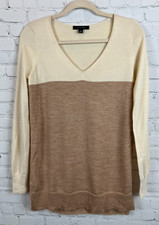 ANN TAYLOR merino wool blend beige ivory V-neck sweater pullover size S