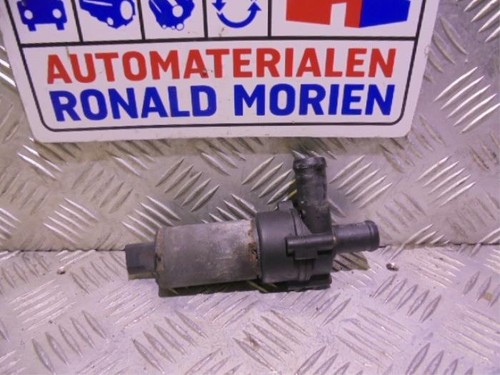 Zusatzwasserpumpe VW Transporter T4 Bus  251965561B P13989274