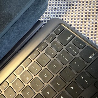 iPad Pro 11 inch Magic Keyboard for M4 / M5 Black