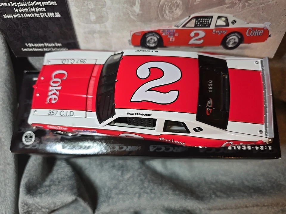 Dale Earnhardt #2 Coca-Cola, 1980 Ventura Club Car Bankn. Nuevo Foto 4 de 4