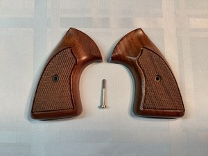 COLT Factory Detective Special Cobra Police Positive D Frame Grips