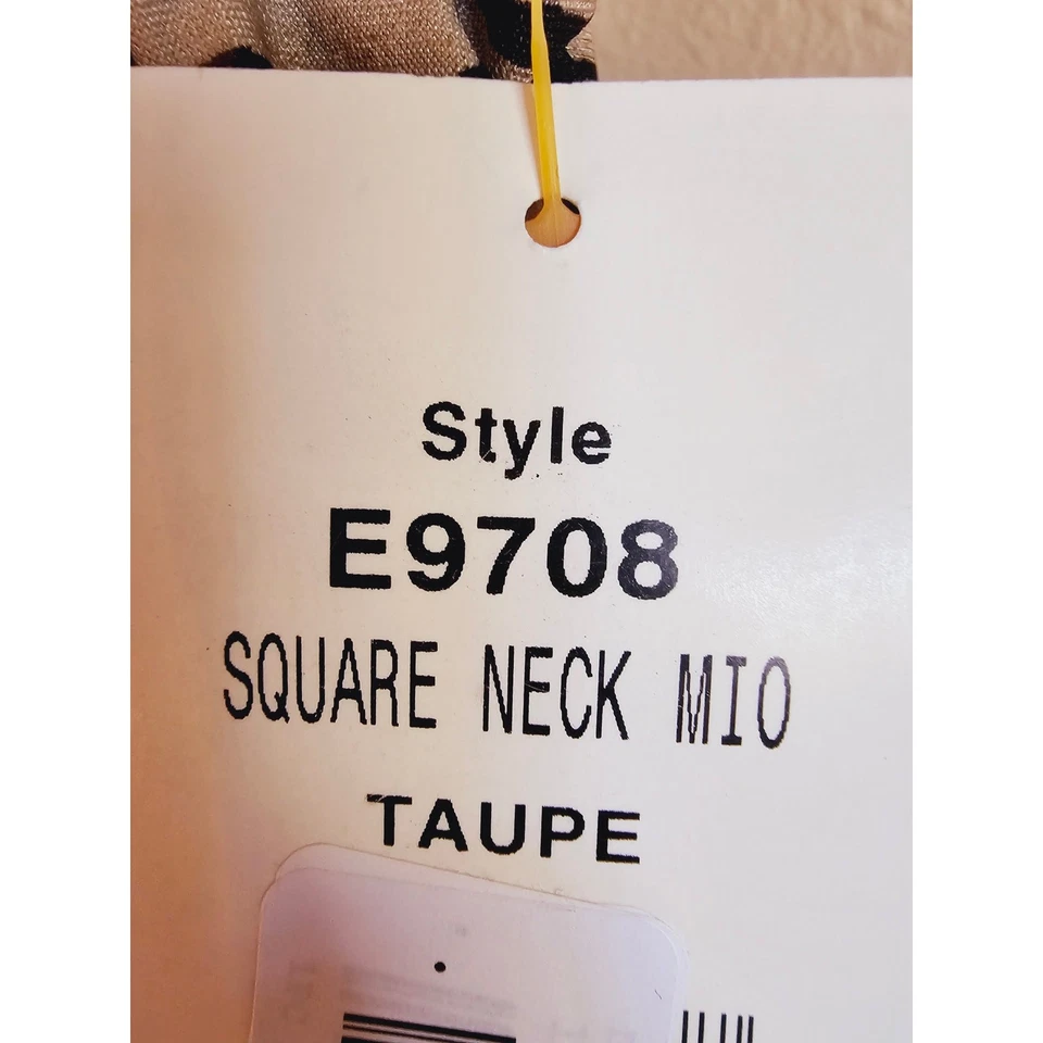 Traje de baño Roxanne a rayas cuello cuadrado de una pieza nuevo con etiquetas Foto 3 de 4