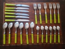 Lot De Couverts Couteaux fourchettes cuillères service Cuisine 24 Pièces colorés
