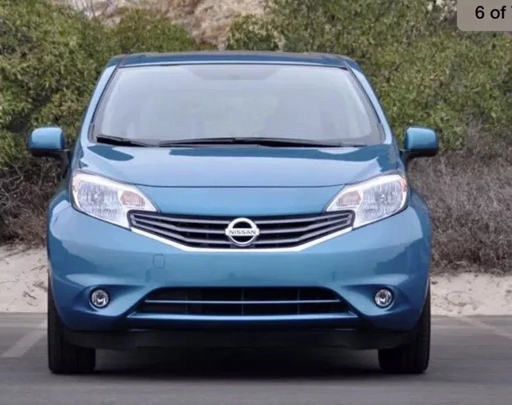 Logotipo emblema grade dianteira Nissan Juke Sentra Versa 2011-2017 - Imagem 4 de 4