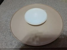VINTAGE TUPPERWARE ROUND CHIP AND DIP SERVING TRAY WITH BOWL AND LID TAN 