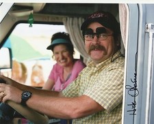 We're The Millers NICK OFFERMAN  Signed 8x10