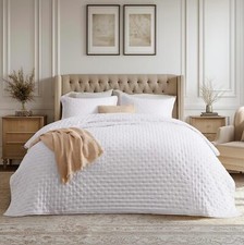 Super Soft Queen Size Comforter Bedding Set with 2 Pillow Cushions