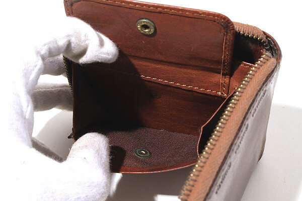 visvim VEGGIE BI-FOLD WALLET Vegetable tanned leather bi