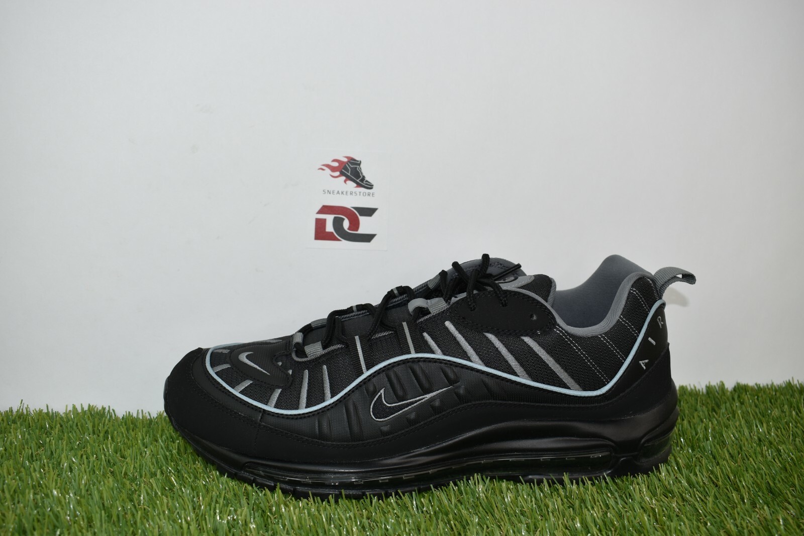 Size 10 5 Nike Air Max 98 Black Smoke Grey For Sale Online Ebay