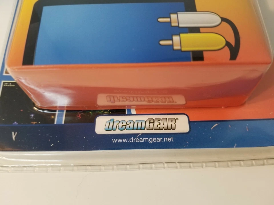dreamGEAR My Arcade Retroplay Plug 'N Play with 108 built-in games - Image 2 of 4