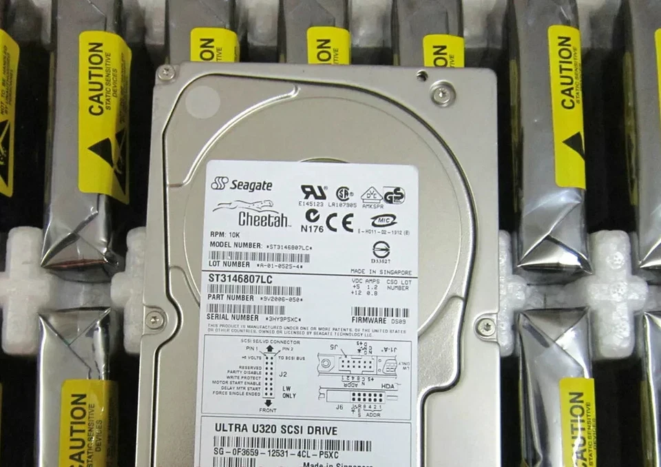Seagate Cheetah 10K.6 146.8 GB,Internal,10000 RPM,3.5" (ST3146807LC) Hard Drive - Image 2 of 2