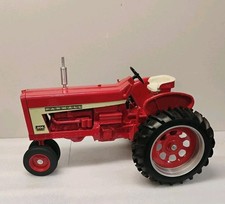 Rare 1/8 International Farmall 806 Diesel Tra...