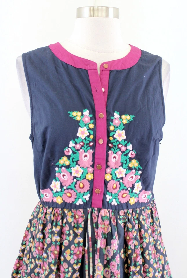 Modcloth Navy Blue Floral Embroidered Fit and Flare Peasant Dress Size M - Image 3 of 4