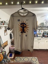 Nike Basketball City Exploration T-Shirt Size M