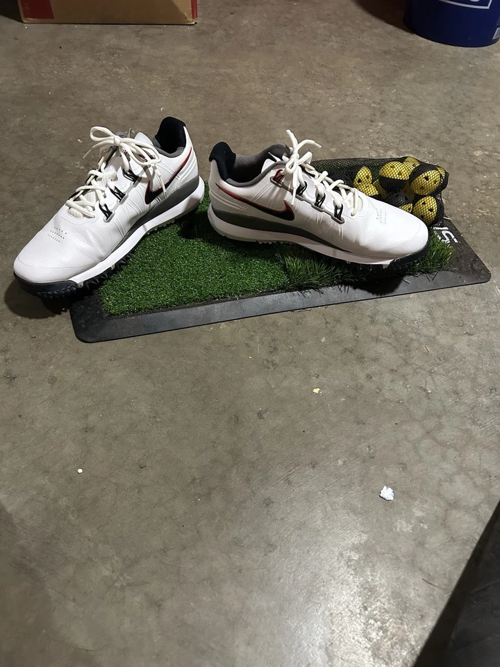 Tiger Wood TW13 Varsity White Red Golf Shoes Size 10.5 Wide - Image 2 of 4