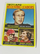 Vintage 1972 Topps (71) Receiving Ldrs. HOFers Biletnikoff and Taylor # 5,    NM