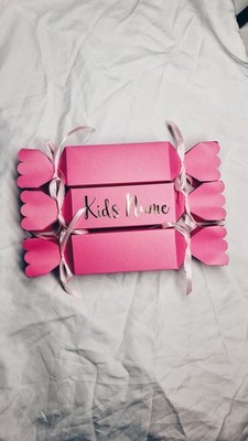 Personalisierte leere Kinder Eierbox / Cracker Ortsname rosa für Mädchen