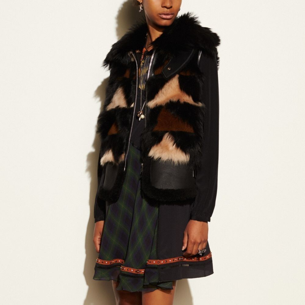 895 Coach 1941 Fall 2016 Pieced Patchwork Shearling Fur Vest 895 Coach 1941 Fall 2016 Pieced Patchwork Shearling Fur Vest