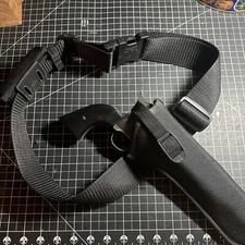 ITW nexus hunting belt system with uncle mike holster and ammo bag