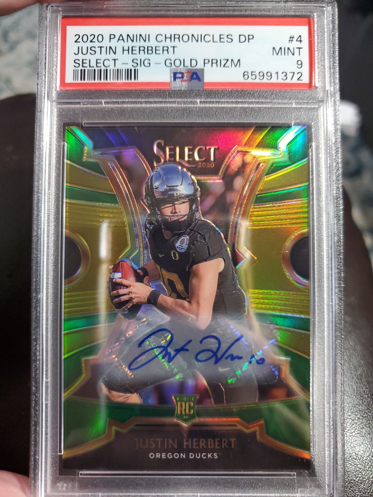 Justin Herbert Panini Chronicles Draft Picks Select #4 Signature-Gold Prizm