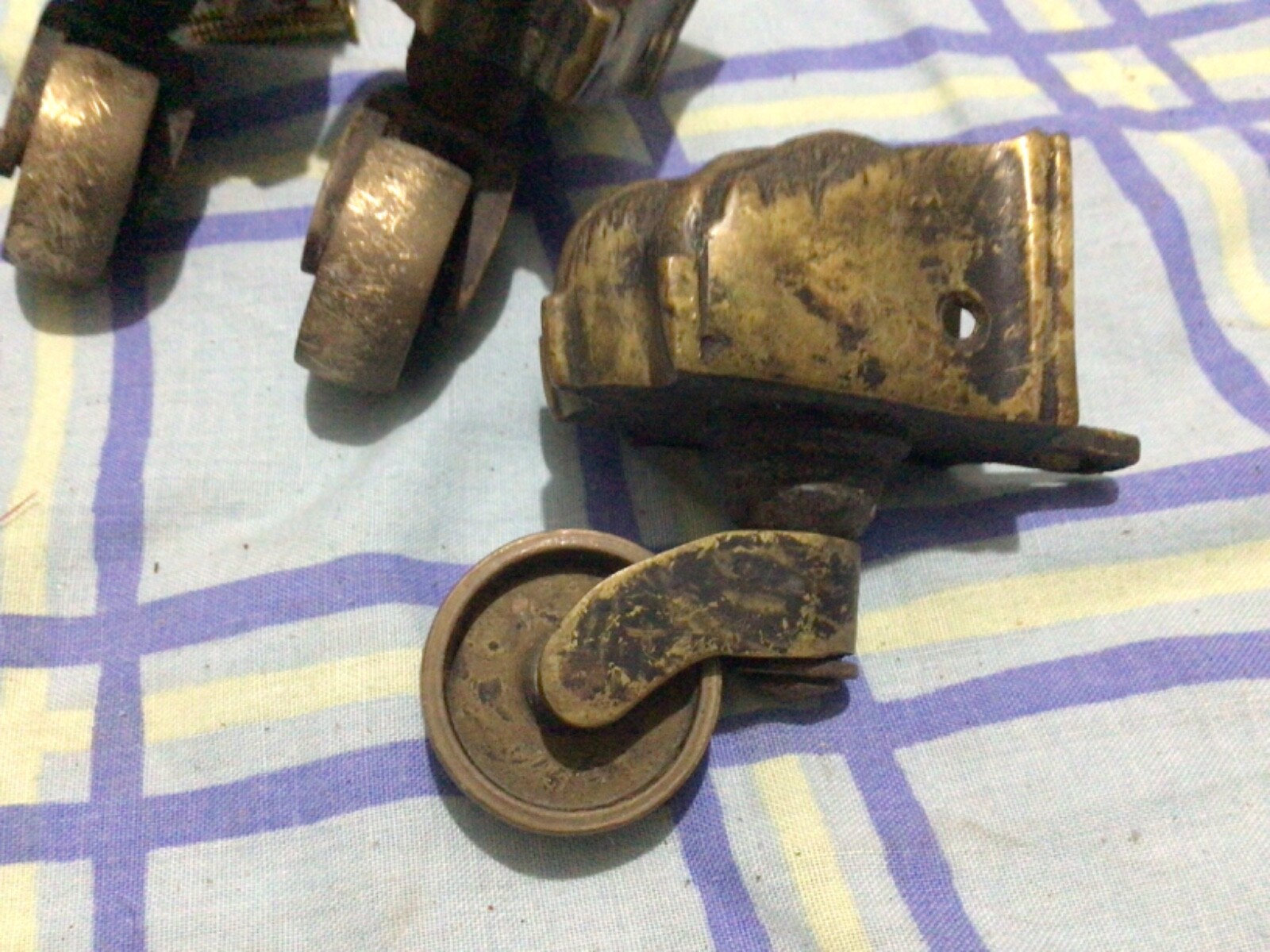 Picture 9 of 24