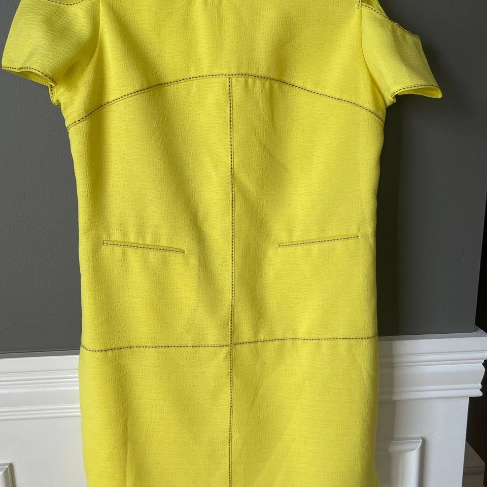 Vestido Esley Amarillo Hombro Frío Manga Corta Pascua Derby Primavera Mujer Grande Foto 3 de 4