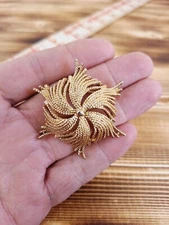 Vintage MONET Cordelia Gold Tone Twisted Rope Brooch 2" Signed