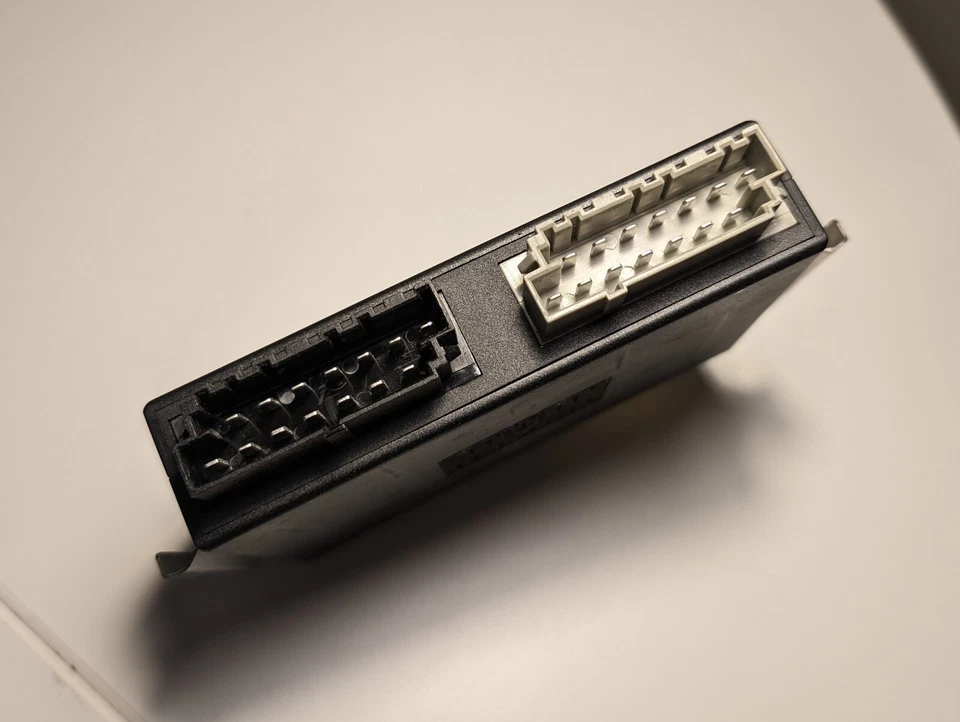 VOLVO 940 960 SEAT ECU ECM COMPUTER CONTROLLER OEM 3523068 - Image 4 of 4