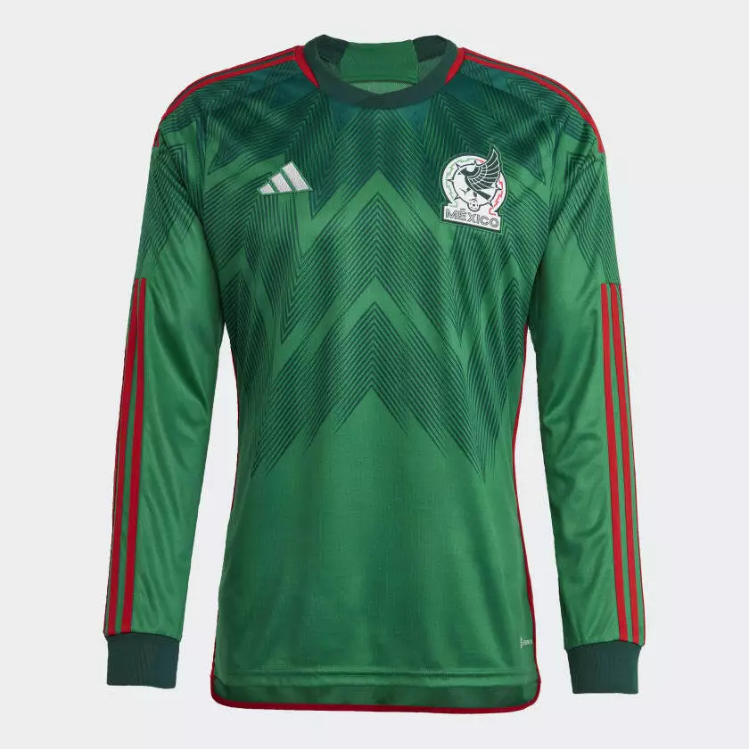 HOMBRE1  adidas And FMF Reveal The Mexican Football Team Jersey To Be Worn  At The 2022 FIFA World Cup