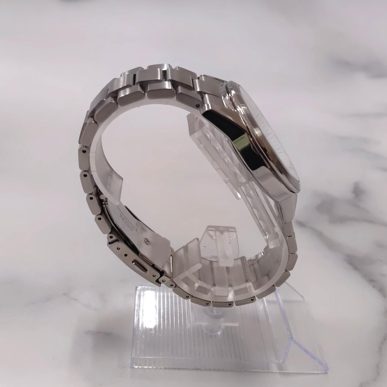 CITIZEN CB1090-59A Wristwatch Used image 5