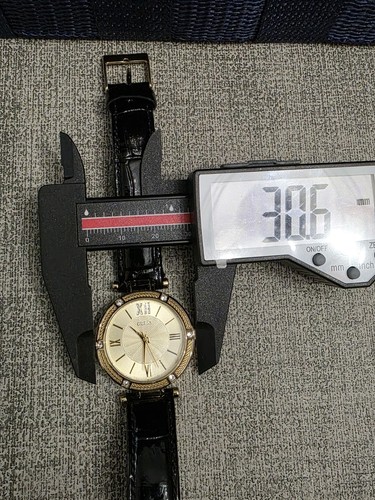 GOLD GUESS U3838L BLACK LEATHER BAND WOMEN'S WATCH. NEW BATTERY INSTALLED. - Picture 8 of 11