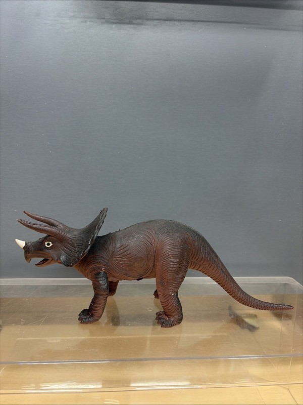 1985 Vintage Imperial Toy Triceratops Dinosaur Hong Kong Figure 10.5” No Box