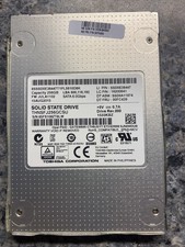 Toshiba THNSFJ256GCSU Solid State Drive 2.5" 256GB SATA III 6.0Gbps